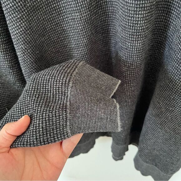 Cloudveil Grey Waffle Knit Primaloft Pullover Vneck Sweater - Picture 3 of 6